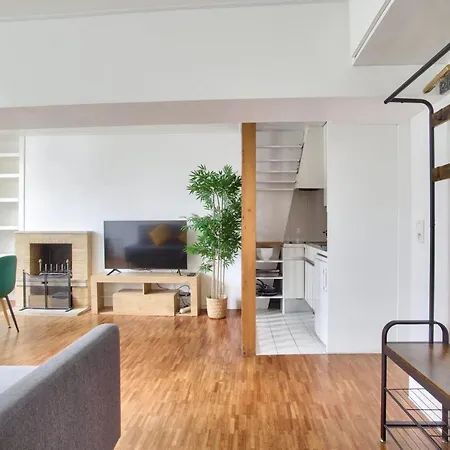Apartment 3 Bedrooms Le Marais Beauregard *